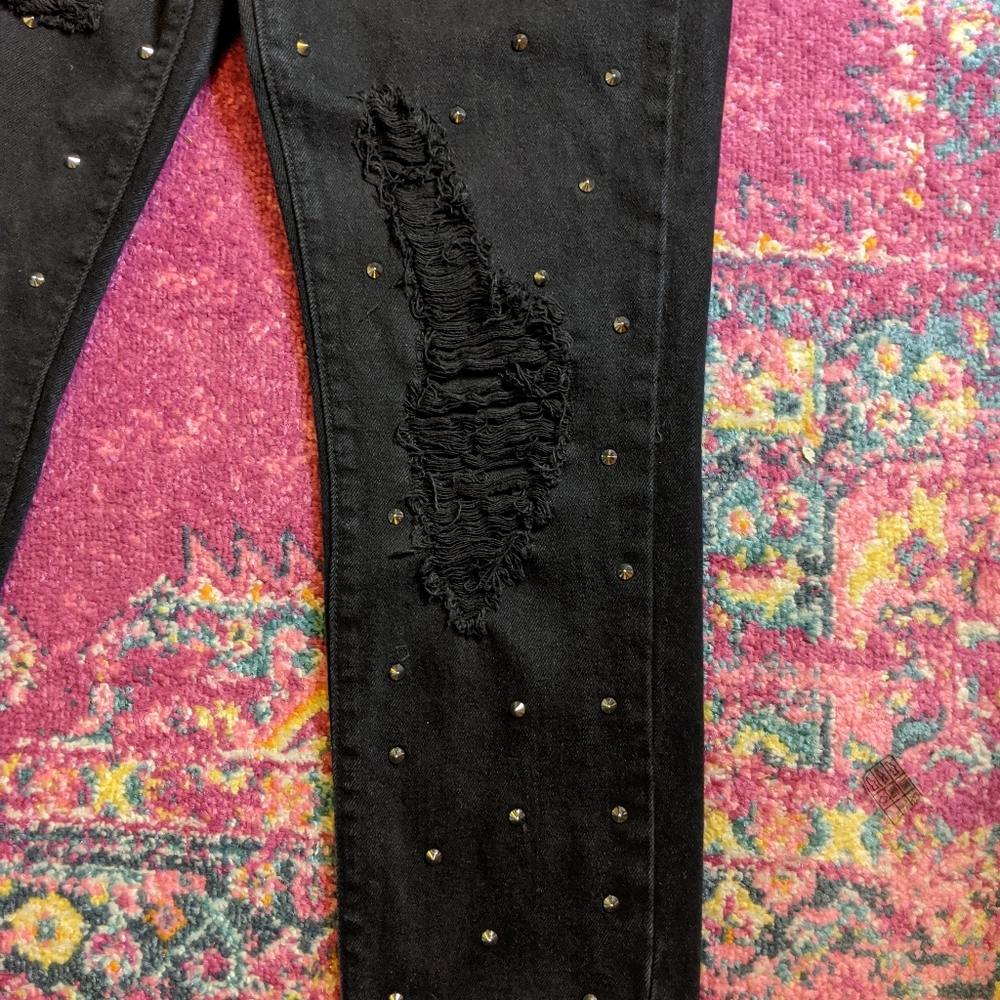 (The Rocking Rev)studded jeans - Picture 8 of 10